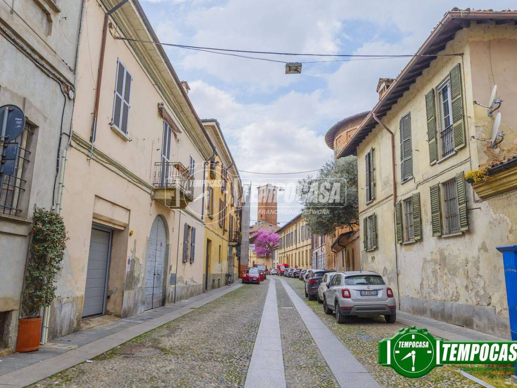 Appartamento a Pavia in Via Pasquale Massacra - Foto 2