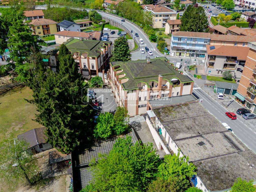 Palazzo / stabile a Castelletto sopra ticino in Via XXV Aprile - Foto 4