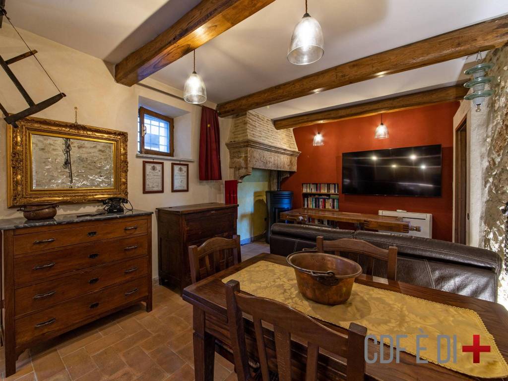 Appartamento a Toffia in Via Porta Maggiore - Foto 2