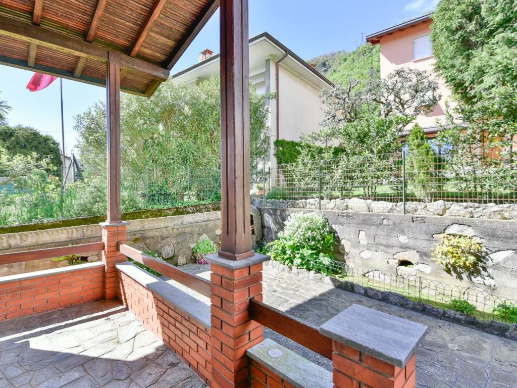 Casa indipendente a Cernobbio in Via per la Svizzera - Foto 5