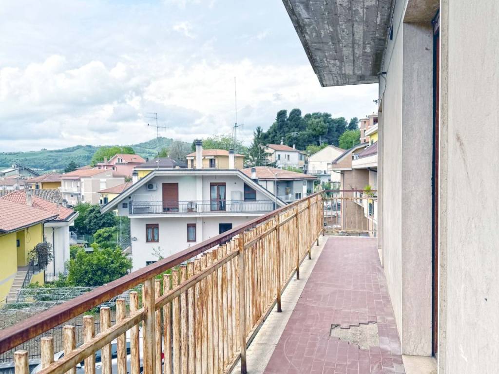 Appartamento a Teramo in Via Clemente Belisario - Foto 4