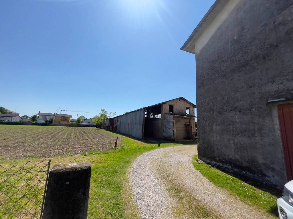 Rustico / casale a Maserada sul piave in Via Ronchi - Foto 3