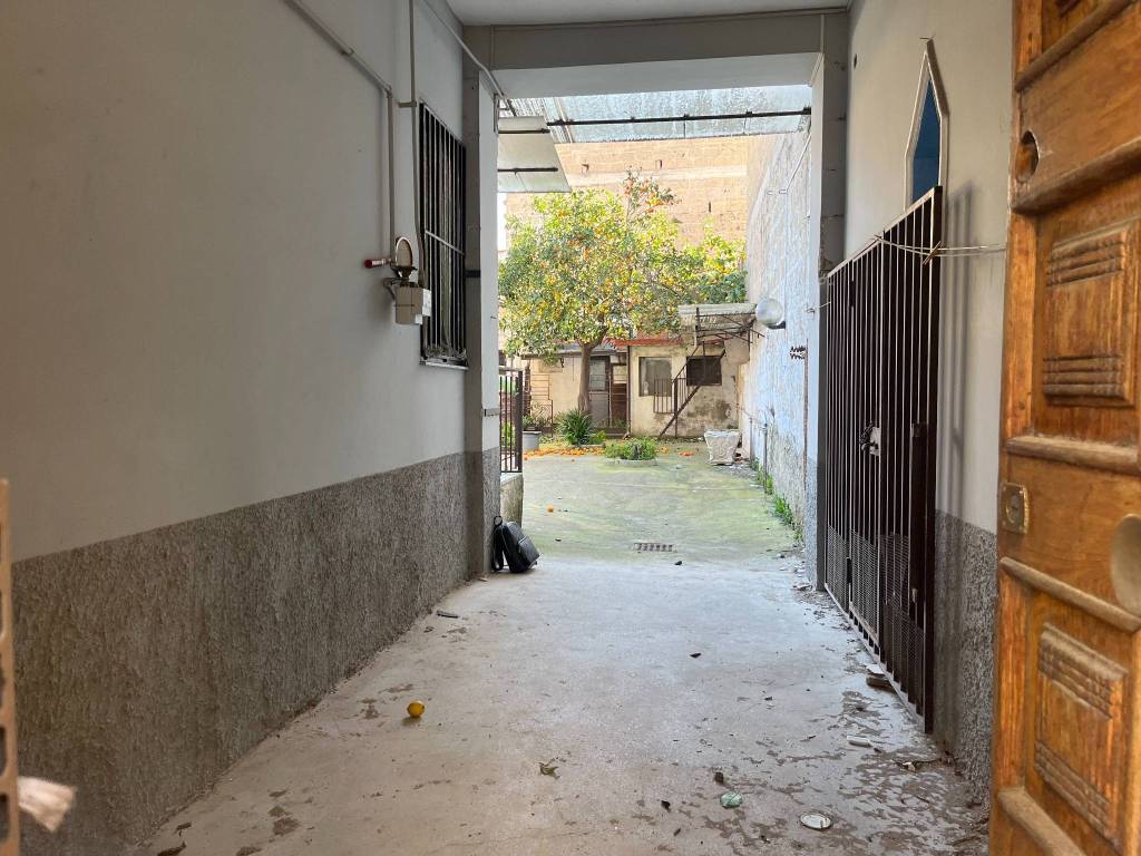 Casa indipendente a San nicola la strada in Via Ezio Vanoni - Foto 2