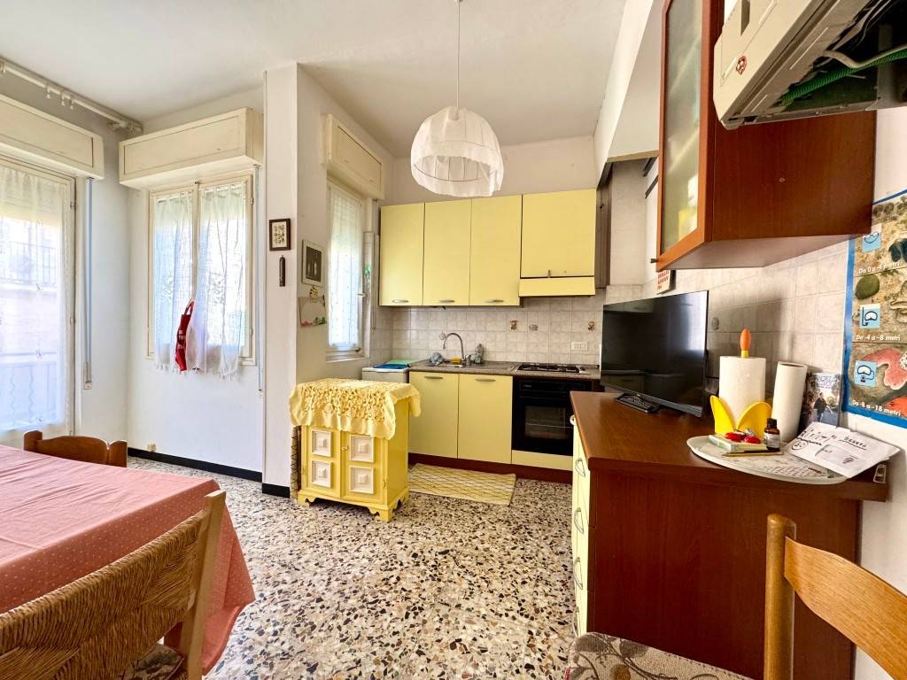 Appartamento a Imperia in Via Rambaldo, 28 - Foto 3