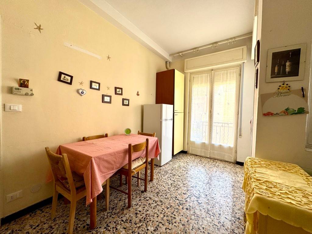 Appartamento a Imperia in Via Rambaldo, 28 - Foto 5