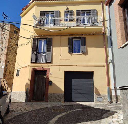 Villa a Montenero di bisaccia in Nicola Luciani 64 ---66 - Foto 3