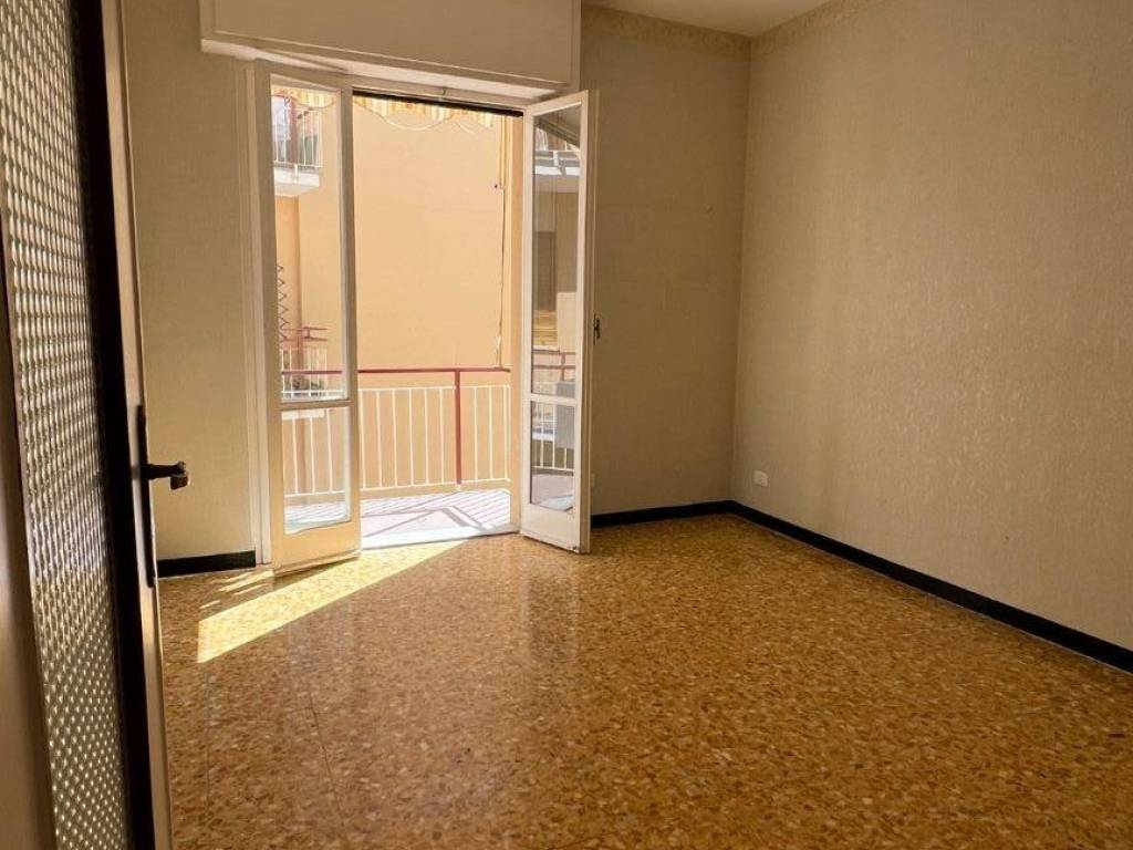 Appartamento a Finale ligure in Via dei Glicini - Foto 4