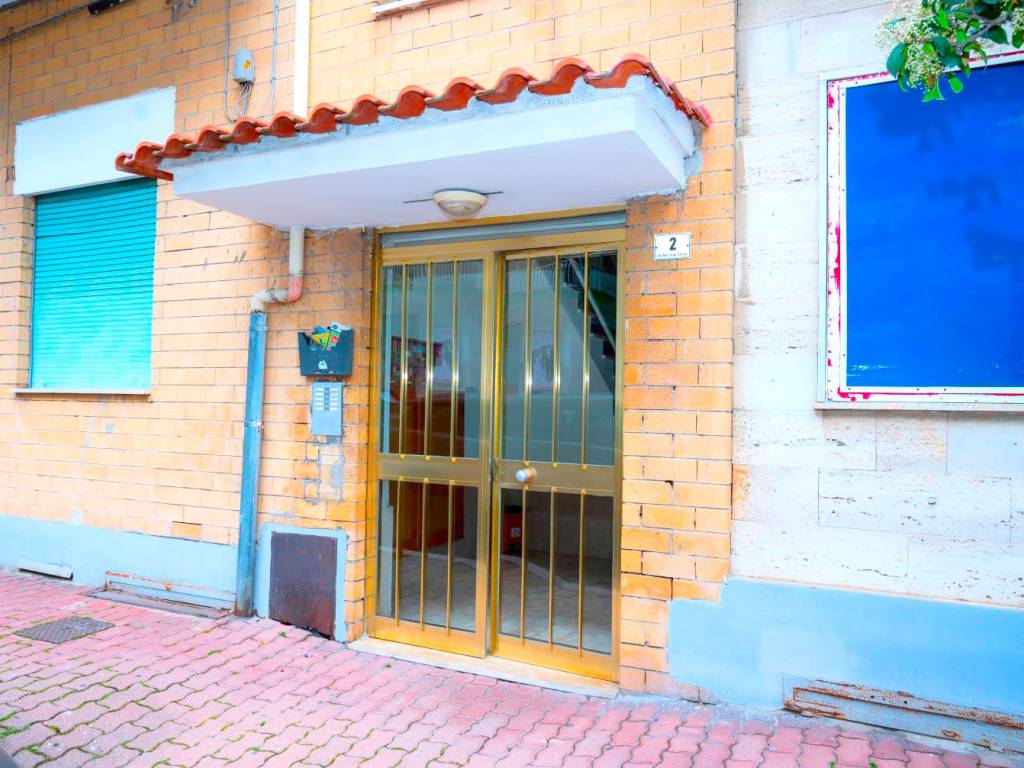 Appartamento a Formia in Via Don Luigi Sturzo, 2 - Foto 4