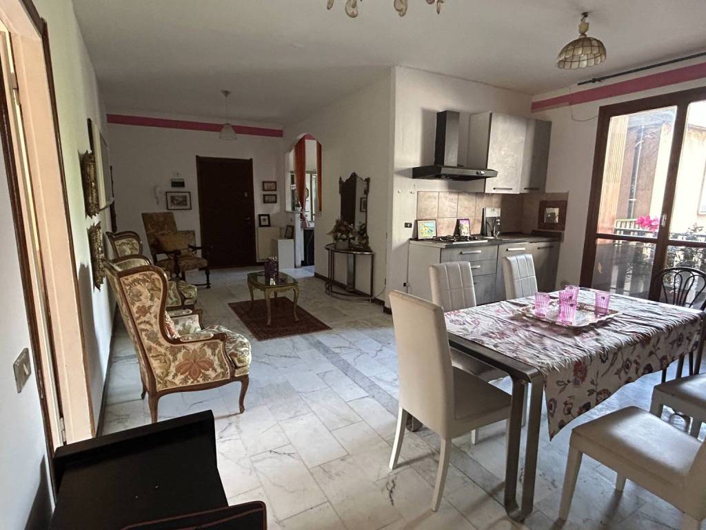 Appartamento a Varese in Via Ernesto Cairoli, 5 - Foto 2