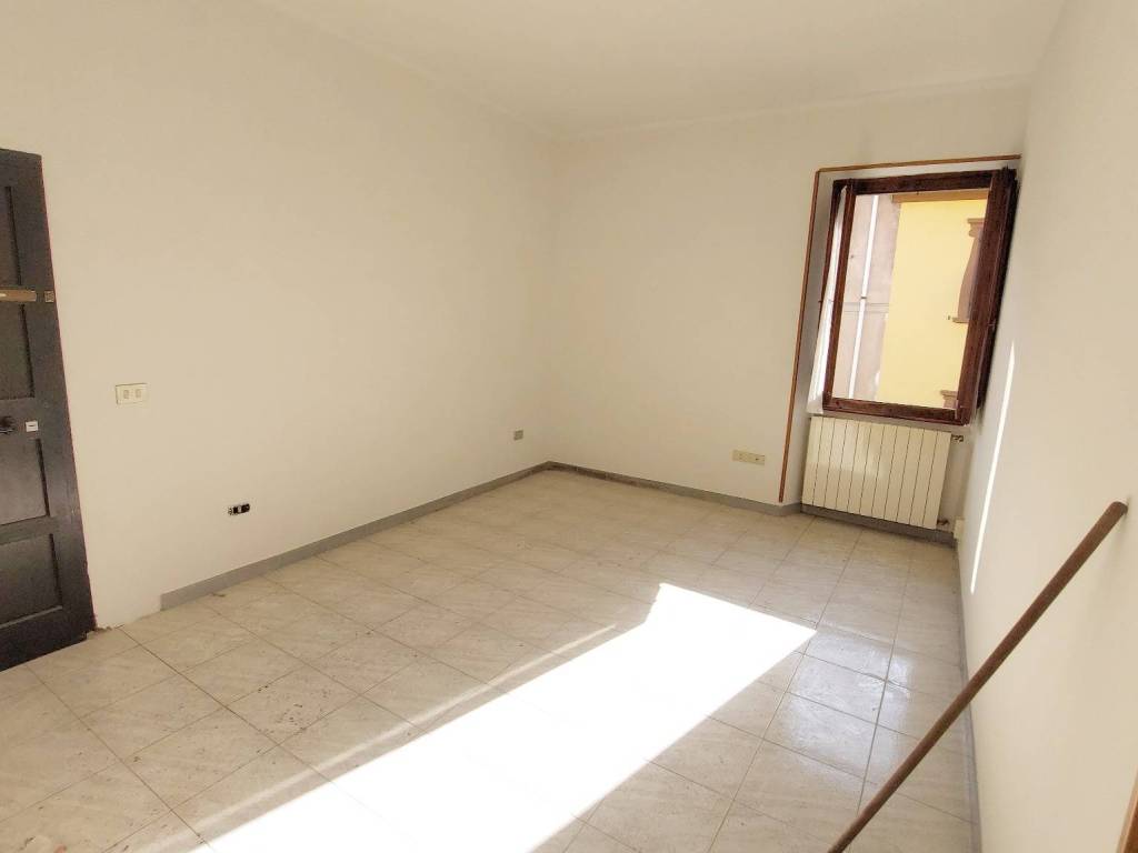 Appartamento a Vaiano in Via Giulio Braga - Foto 2