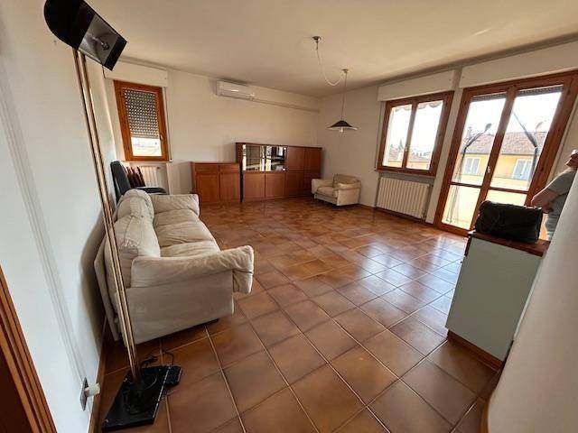 Appartamento a Pontedera in Via Fratelli Rosselli - Foto 3