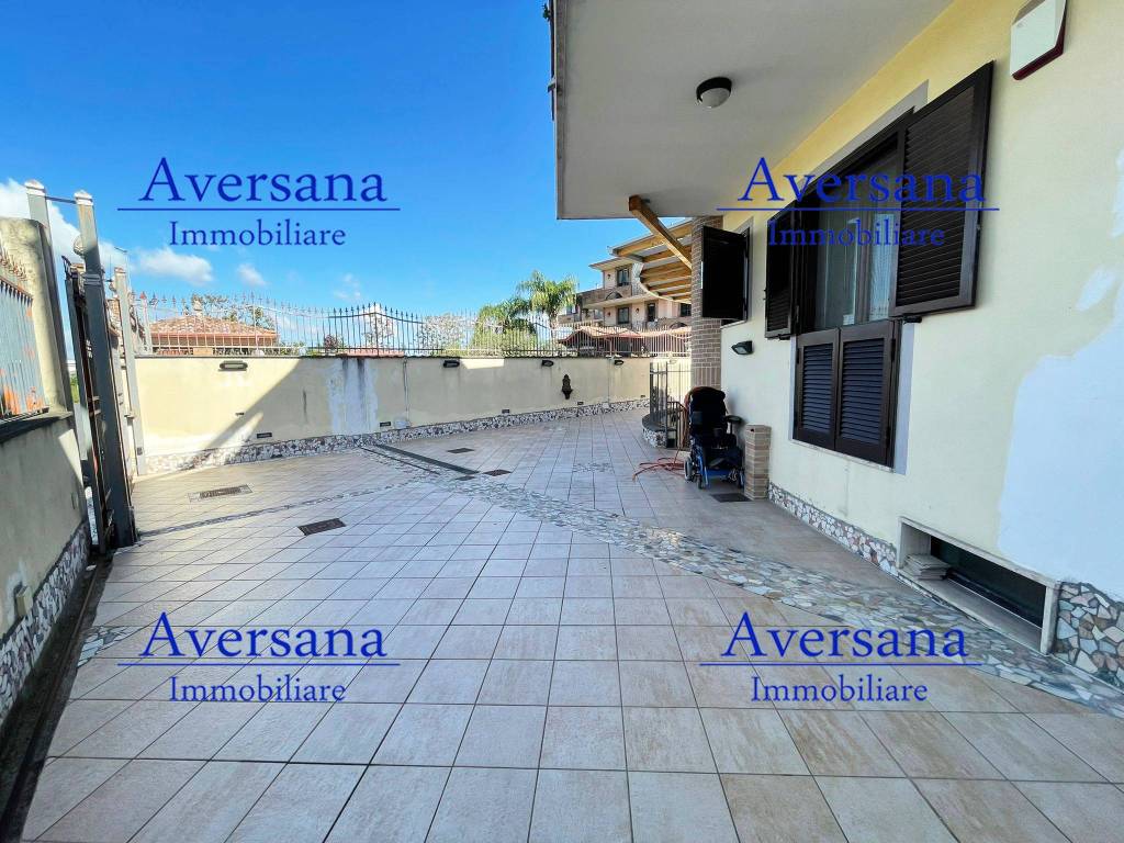 Villa a Teverola in Via Provinciale Teverola-Casaluce, 149 - Foto 3