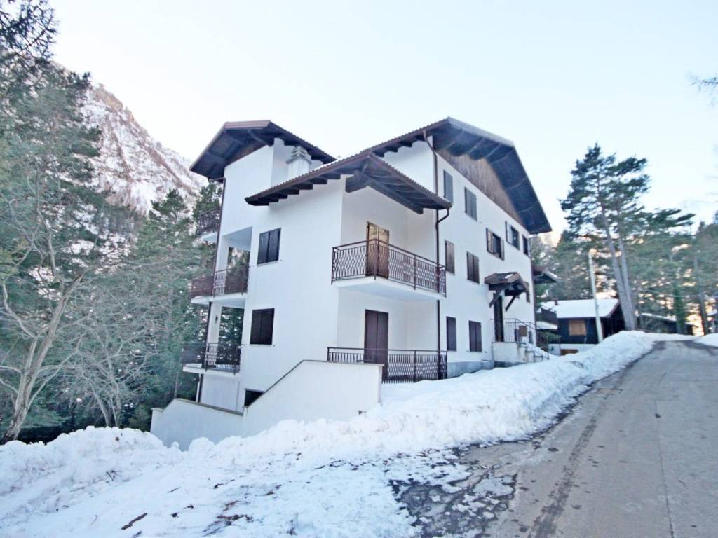 Appartamento a Varzo in Via al Boschetto - Foto 2