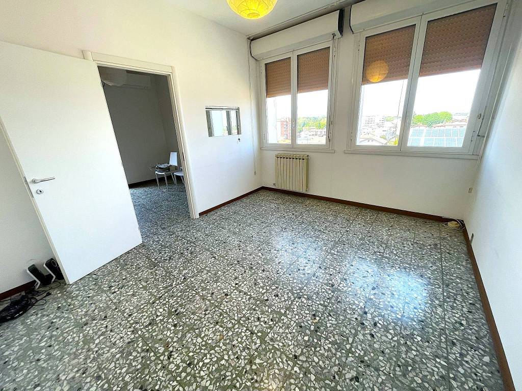 Appartamento a Limbiate in Viale dei Mille, 12 - Foto 2