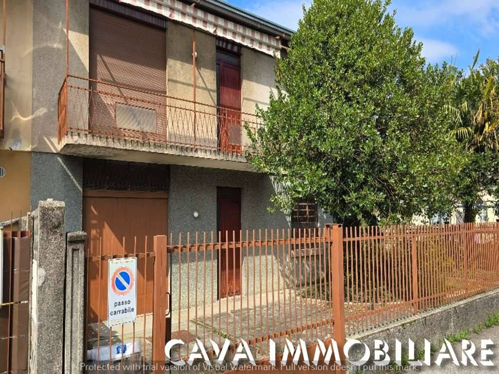 Villa a Samarate in Via f.lli Cervi, 14 - Foto 2