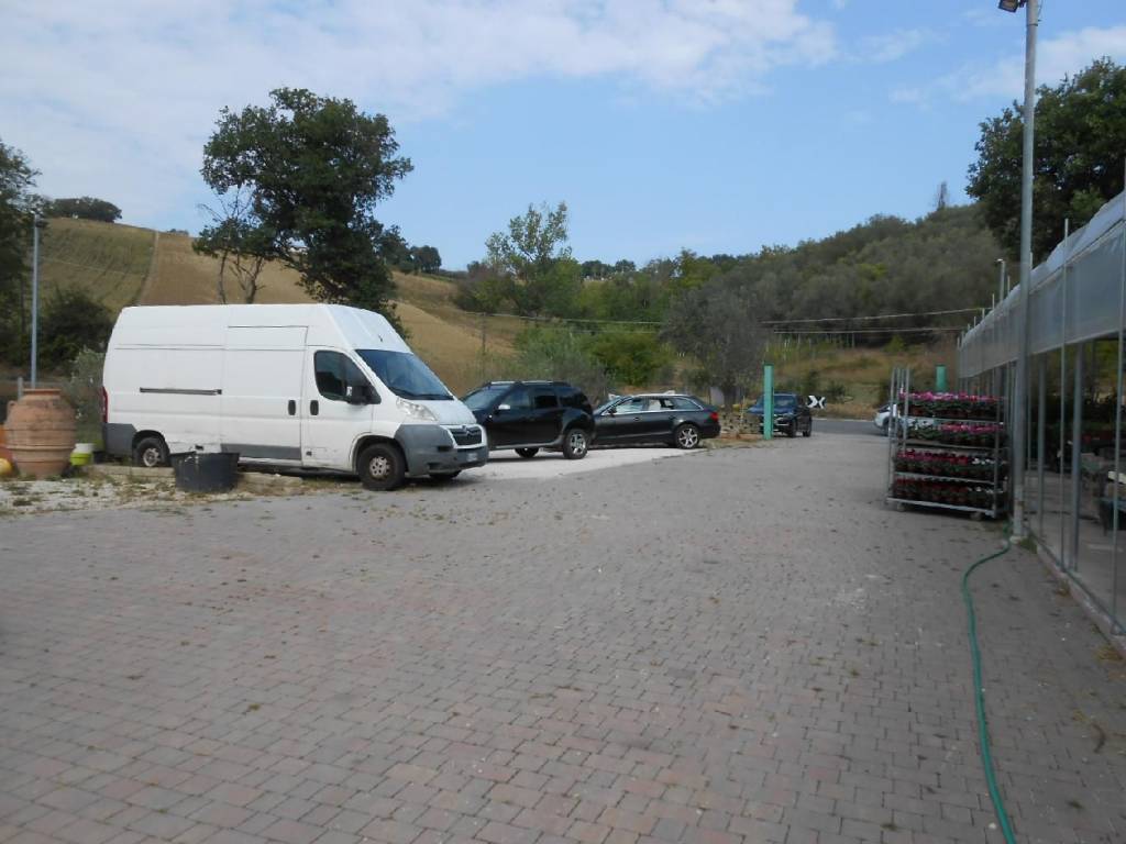 Terreno a Ancona in CONTRADA CASINE DI PATERNO - Foto 2