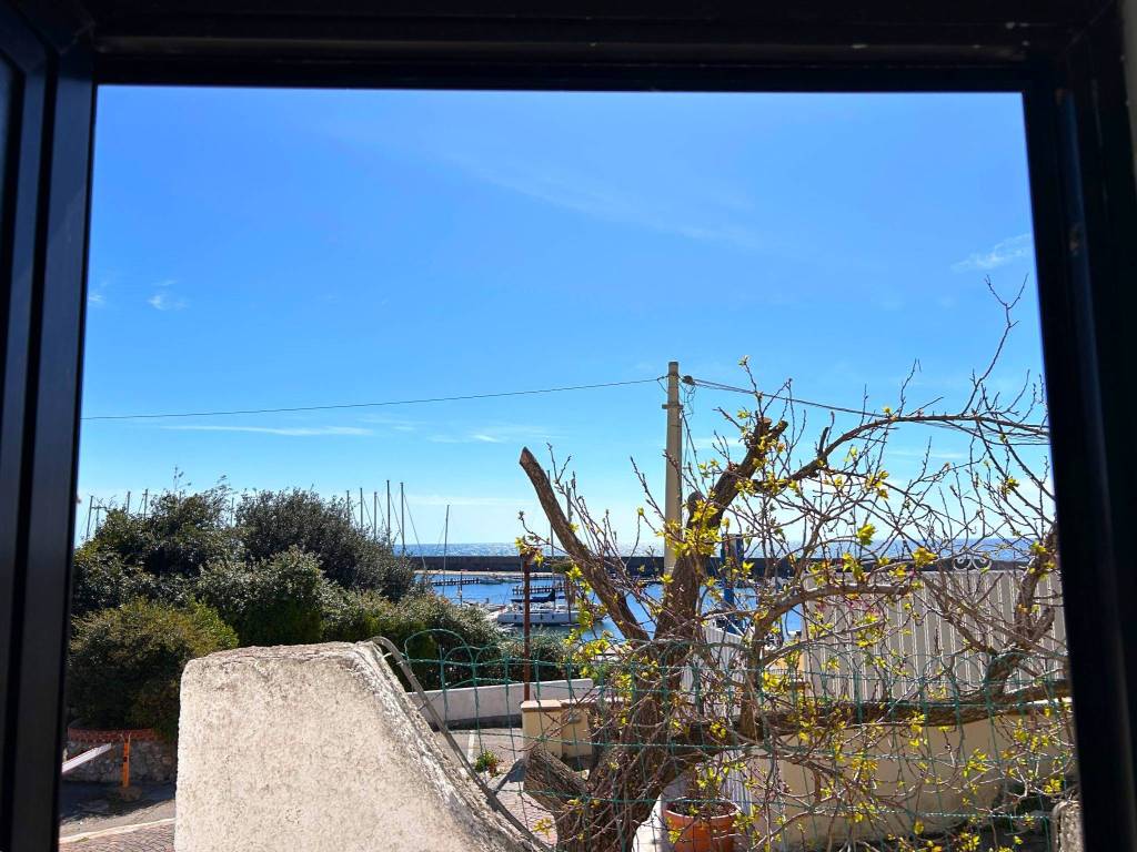 Villa a San felice circeo in Via Ammiraglio Bergamini, 158 - Foto 4