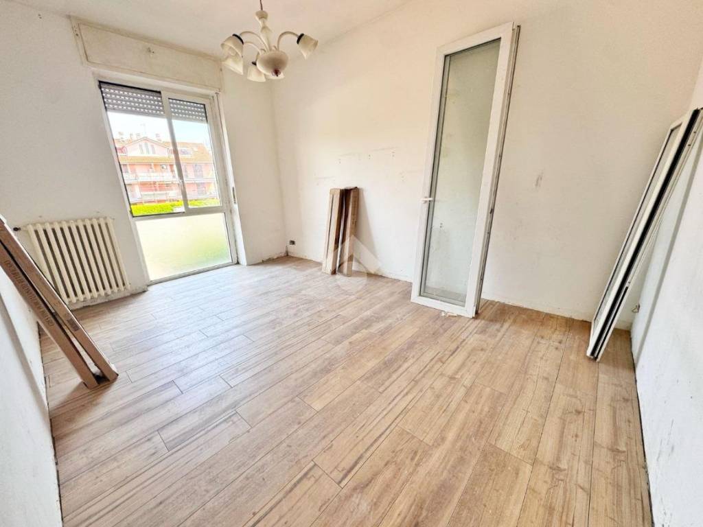 Appartamento a Seregno in Via Macallè, 24 - Foto 3