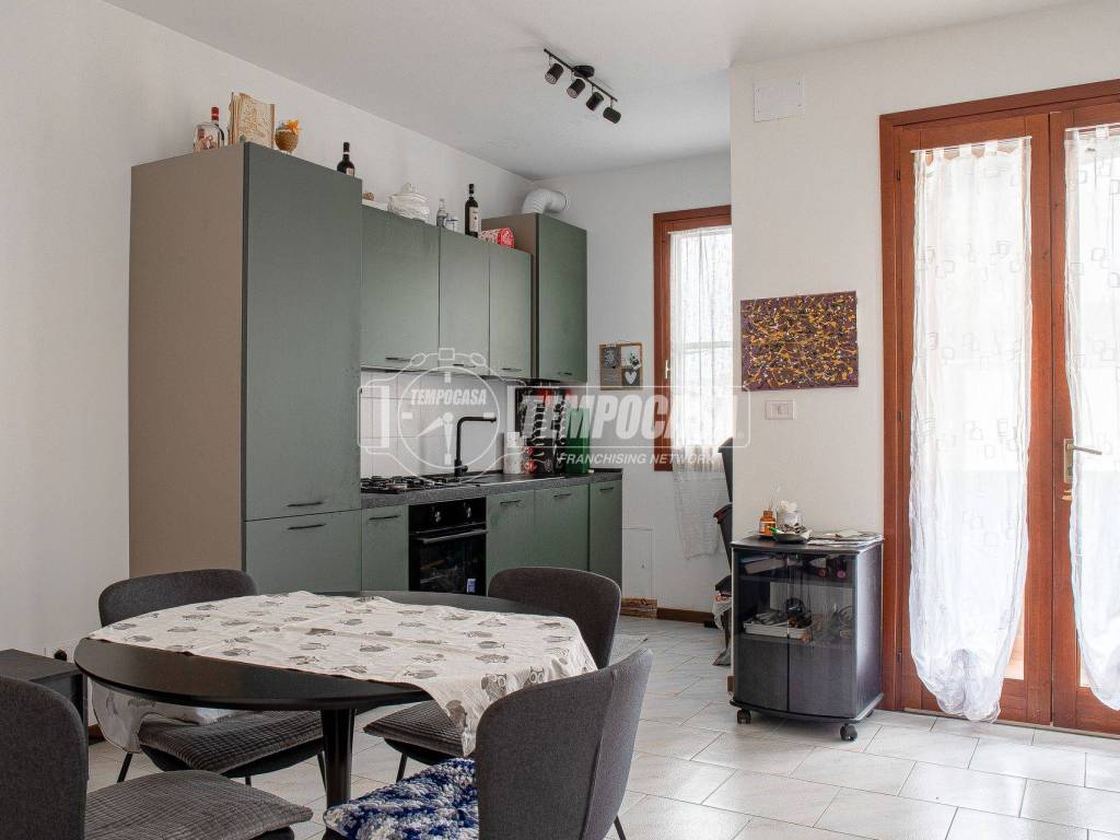 Appartamento a Cento in Via Virgilio 9 - Foto 4