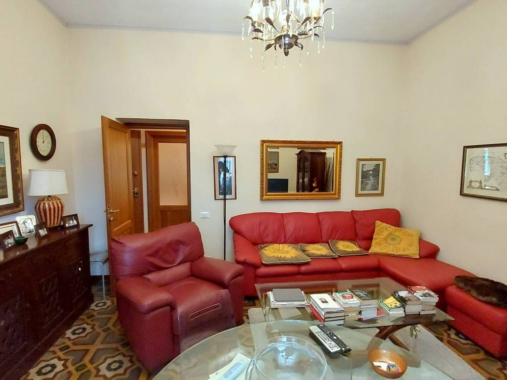 Appartamento a Borgo a mozzano in Piazza Ponte d'Oro, 14 - Foto 4