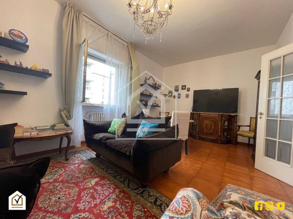 Appartamento a Bari in Via Gaetano Devitofrancesco - Foto 2