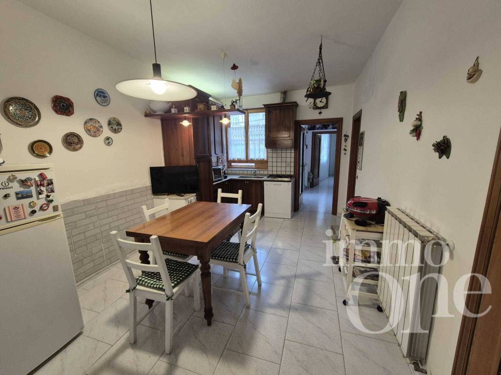 Appartamento a Livorno in VIA GUARINI, 11 - Foto 3