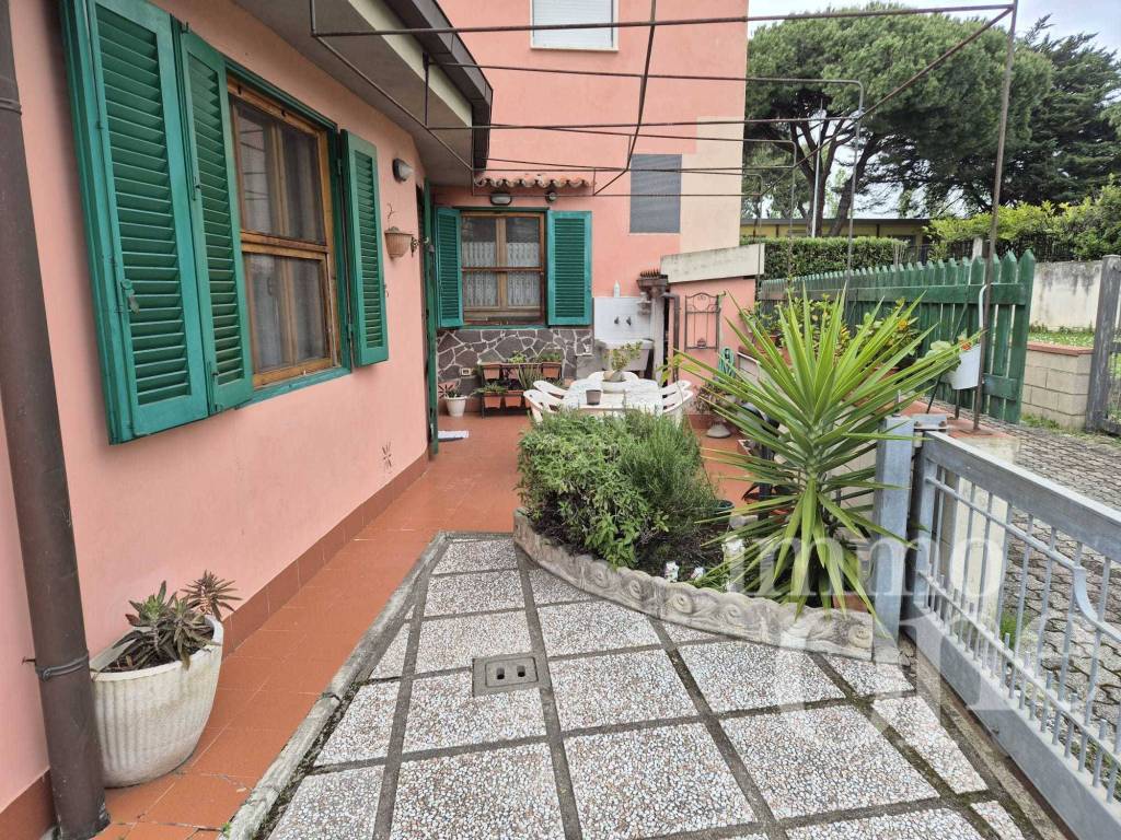 Appartamento a Livorno in VIA GUARINI, 11 - Foto 5