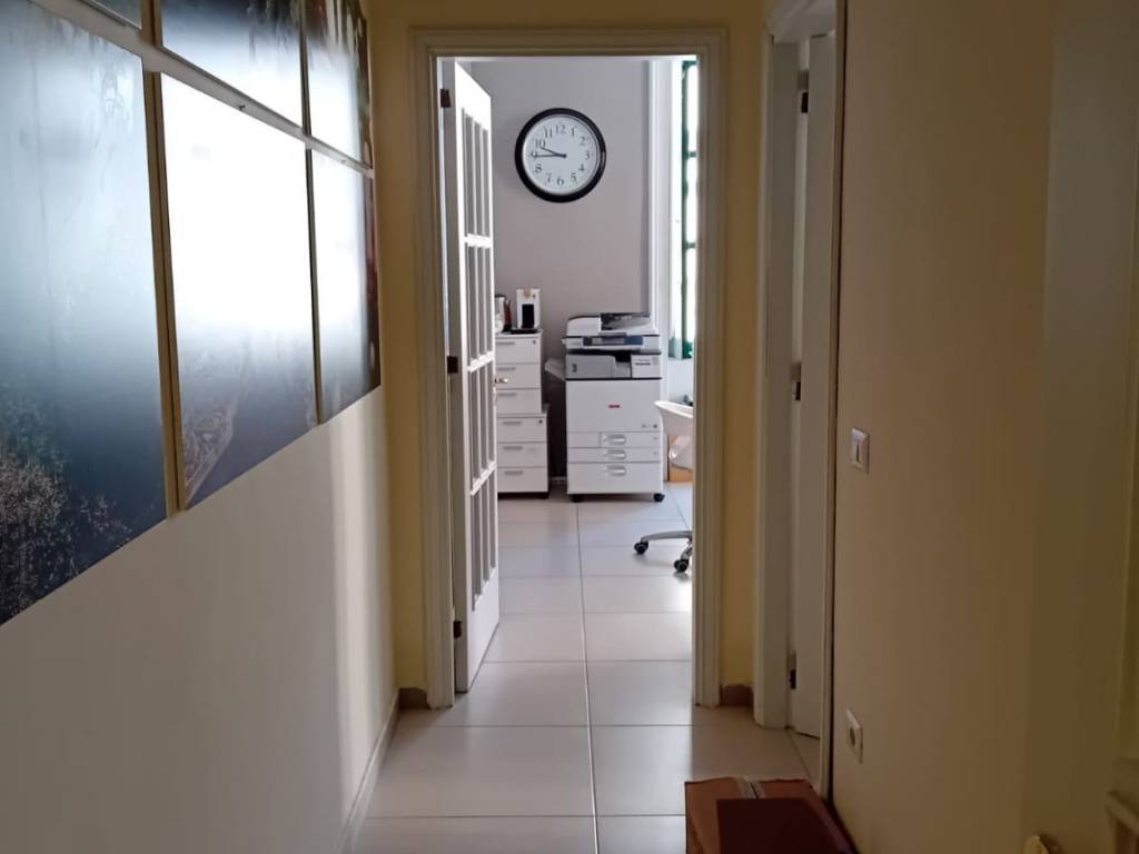 Appartamento a Salerno in Via Francesco Paolo Volpe, 22 - Foto 2