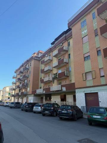 Immobile a Foggia in Piazza Giacomo Federico Cavallucci - Foto 2