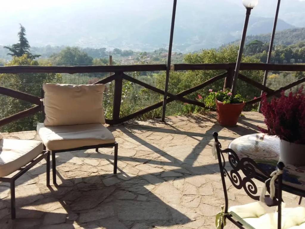 Villetta a schiera a Vaiano in Via La Lastruccia - Foto 2