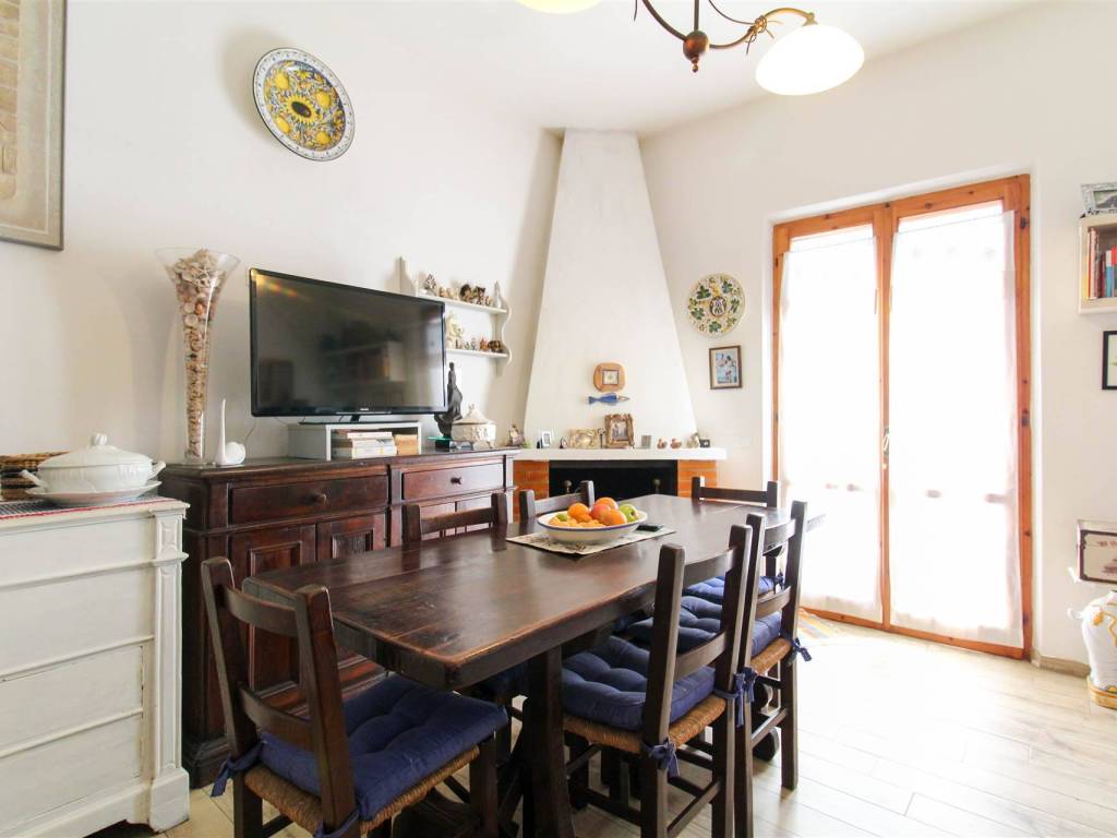 Appartamento a Cecina in Via Pietro Mascagni, 8 - Foto 5