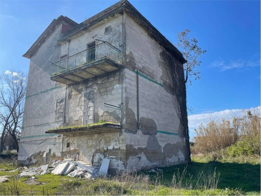 Palazzo / stabile a Mondragone in Via Domiziana - Foto 5