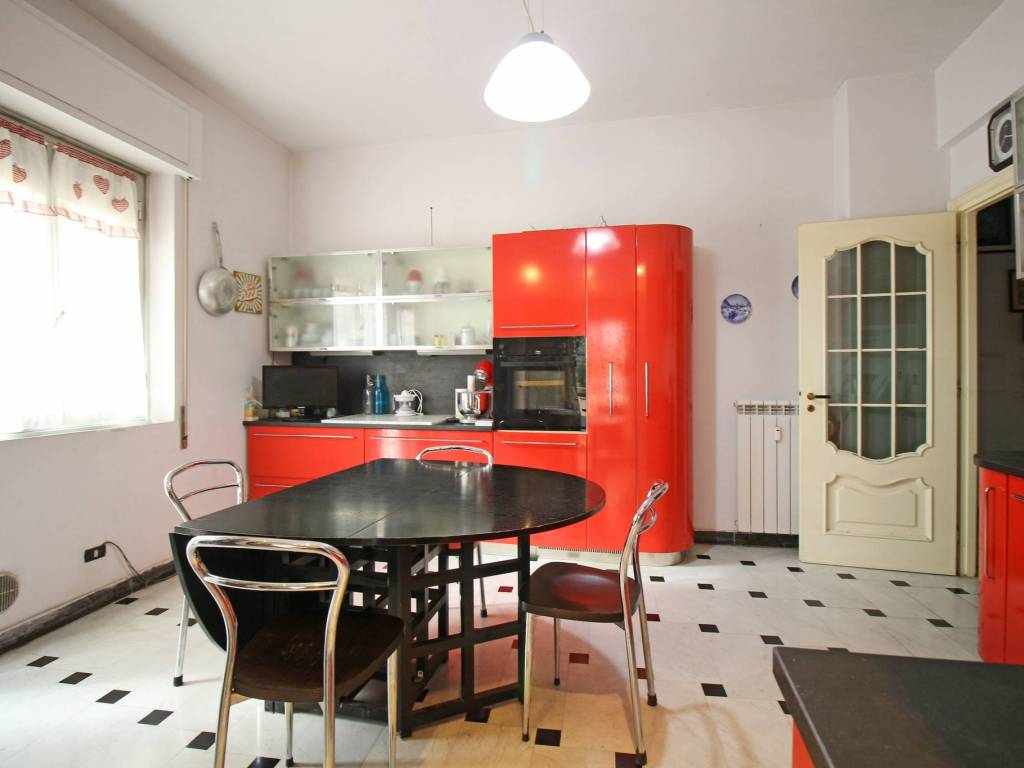 Appartamento a Genova in Via Dino Col - Foto 2