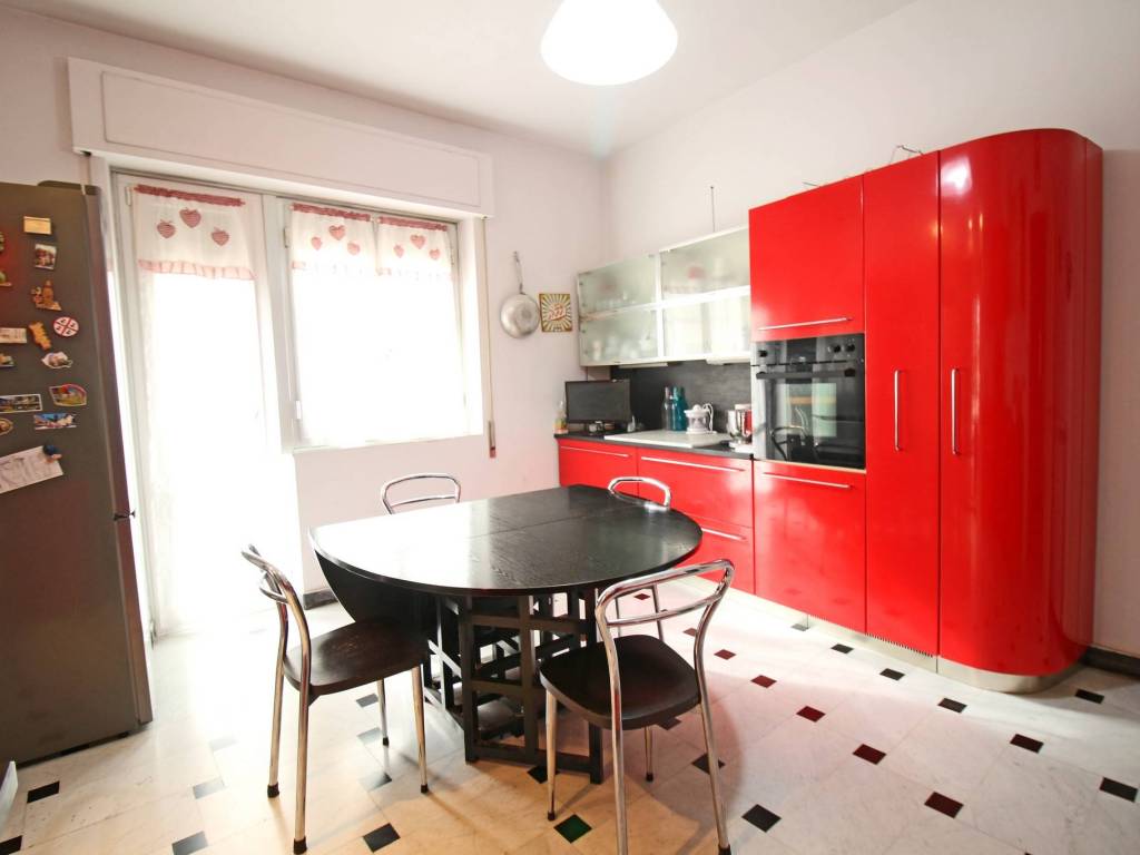 Appartamento a Genova in Via Dino Col - Foto 5