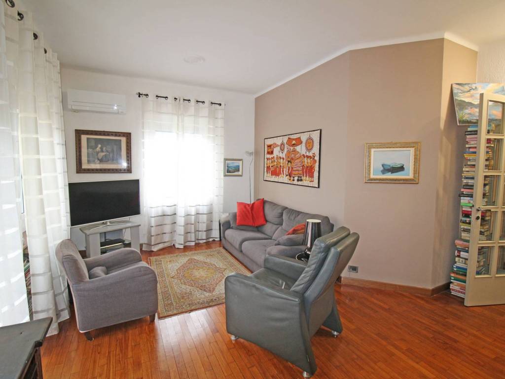 Appartamento a Genova in Largo San Francesco da Paola - Foto 5