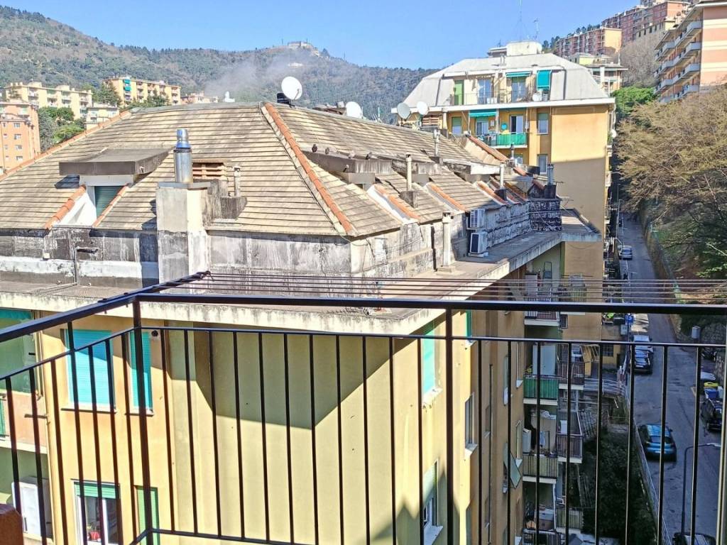Appartamento a Genova in Via Gaeta - Foto 3