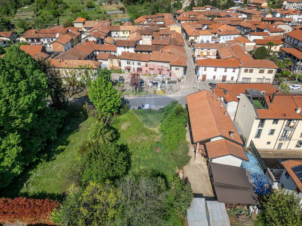 Terreno a Cairate in Piazza I Maggio, 23 - Foto 3