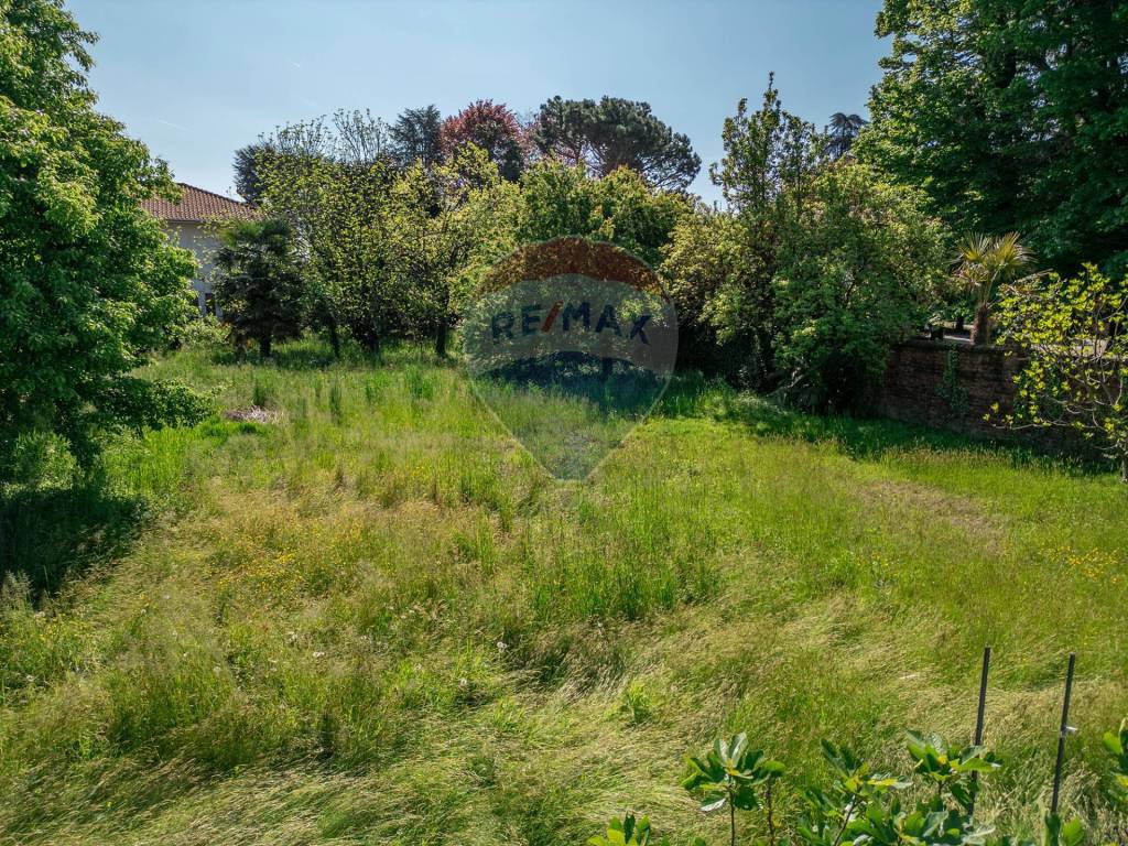 Terreno a Cairate in Piazza I Maggio, 23 - Foto 5