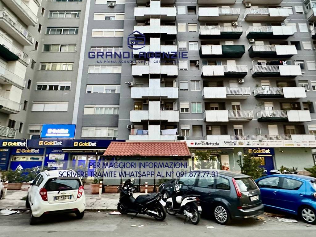 Immobile a Palermo in Via Azolino Hazon - Foto 2