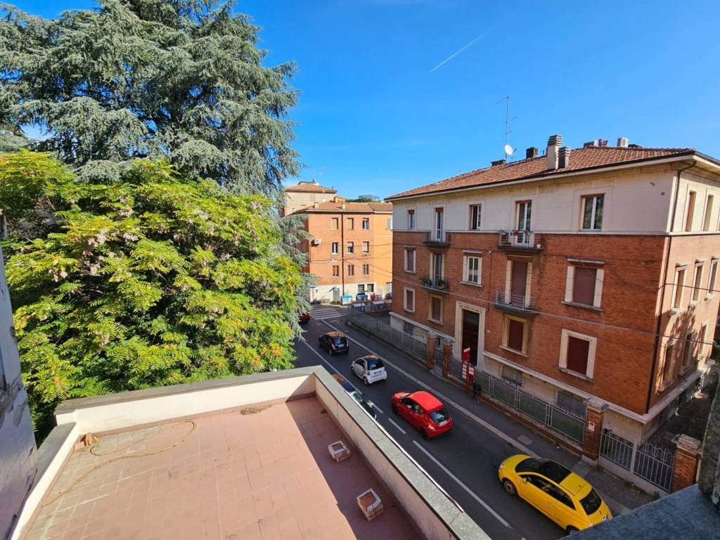 Appartamento a Bologna in Via Castiglione, 91 - Foto 2