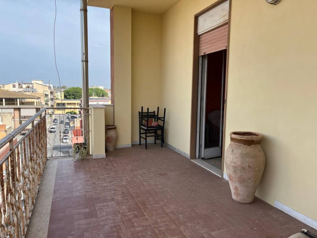 Appartamento a Vittoria in Via Bettino Ricasoli - Foto 2