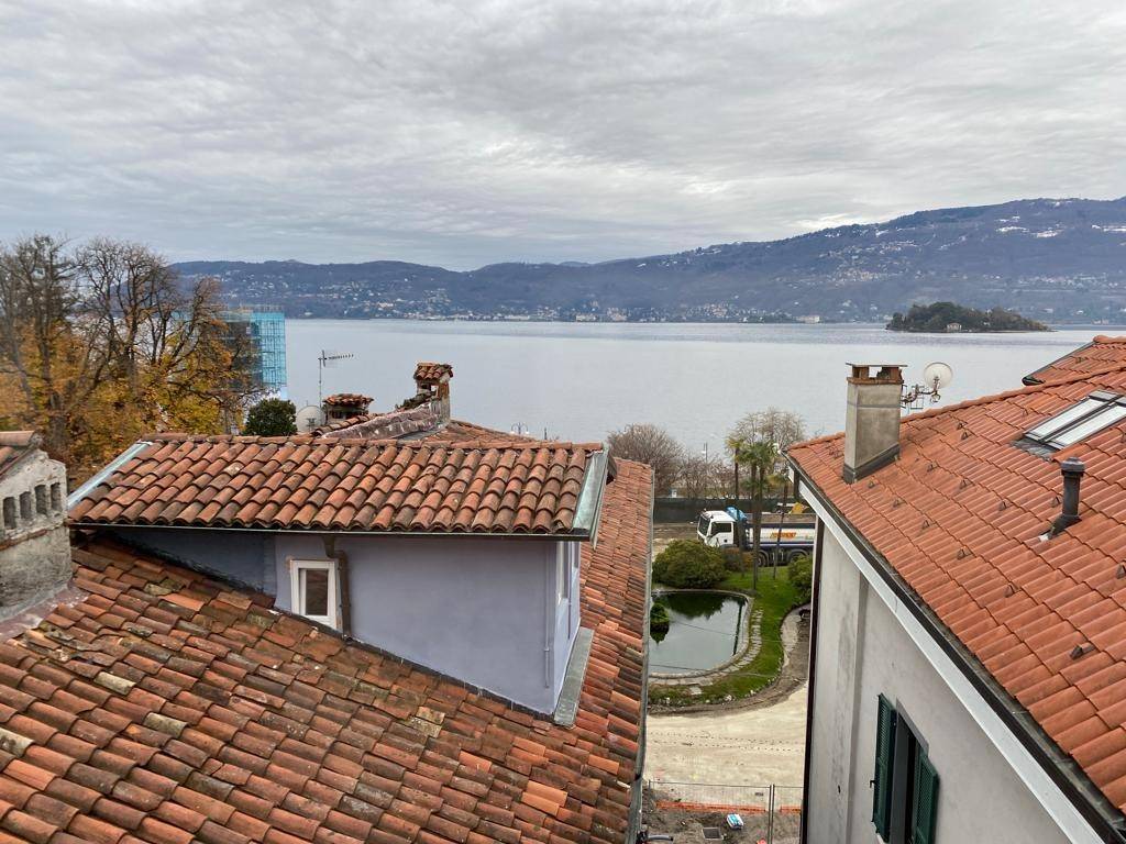 Attico / mansarda a Verbania in Piazza Giuseppe Garibaldi - Foto 2