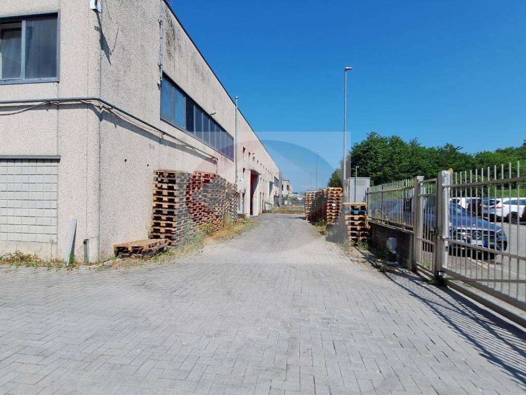 Immobile a Binago in via caduti nassyria - Foto 2