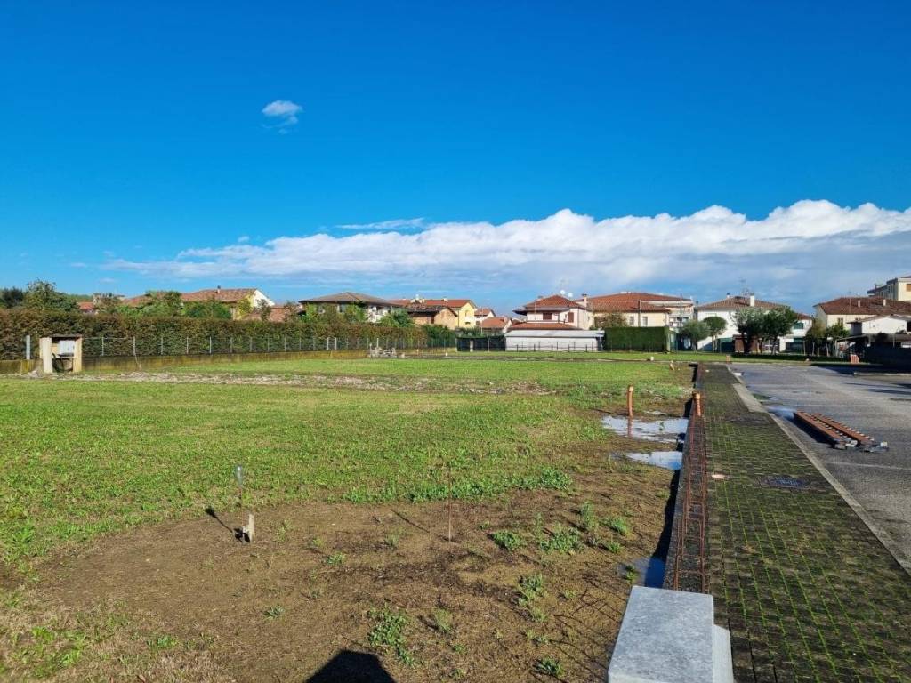 Terreno a Santa maria di sala in Via Marinoni - Foto 3