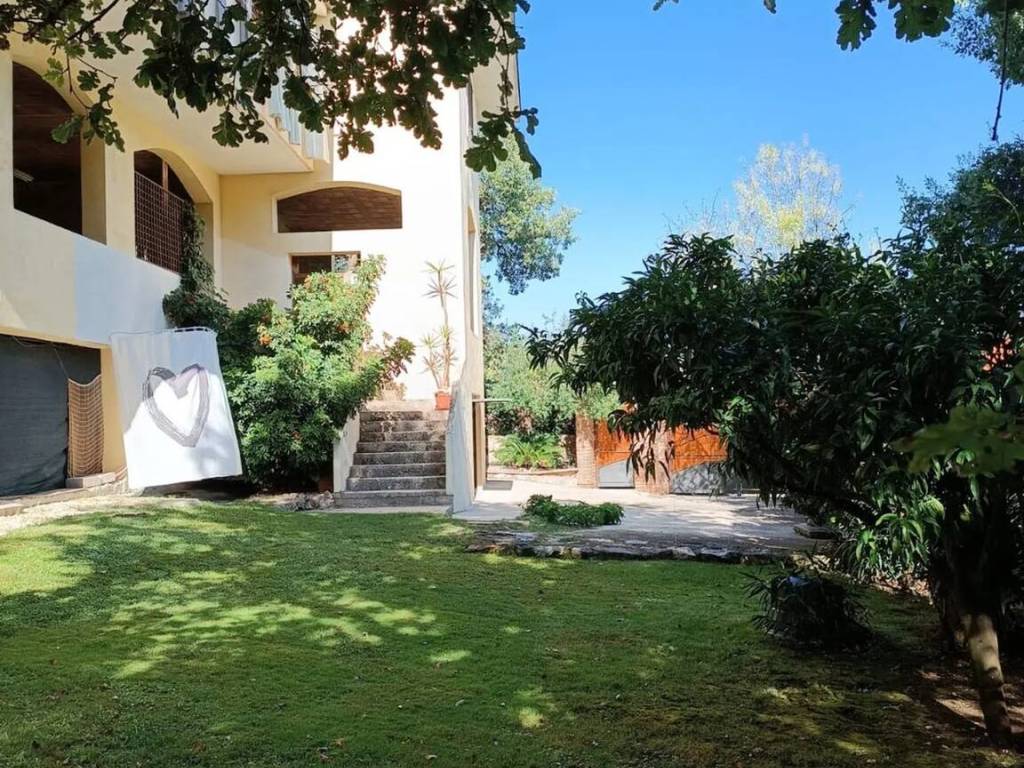 Villa a Castelforte in Strada Provinciale Suio Alto, 12 - Foto 4