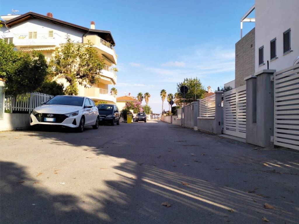 Terreno a Roseto degli abruzzi in Via Dei Sabini - Foto 3