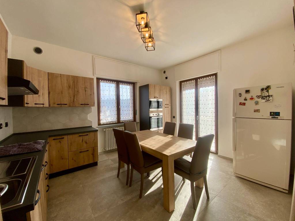 Appartamento a Dogliani in Via Generale E. Cappa, 72 - Foto 3