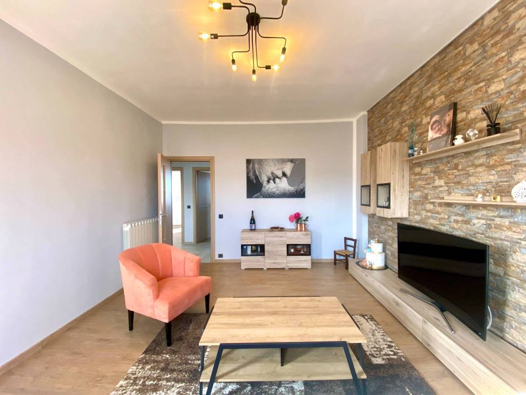 Appartamento a Dogliani in Via Generale E. Cappa, 72 - Foto 5