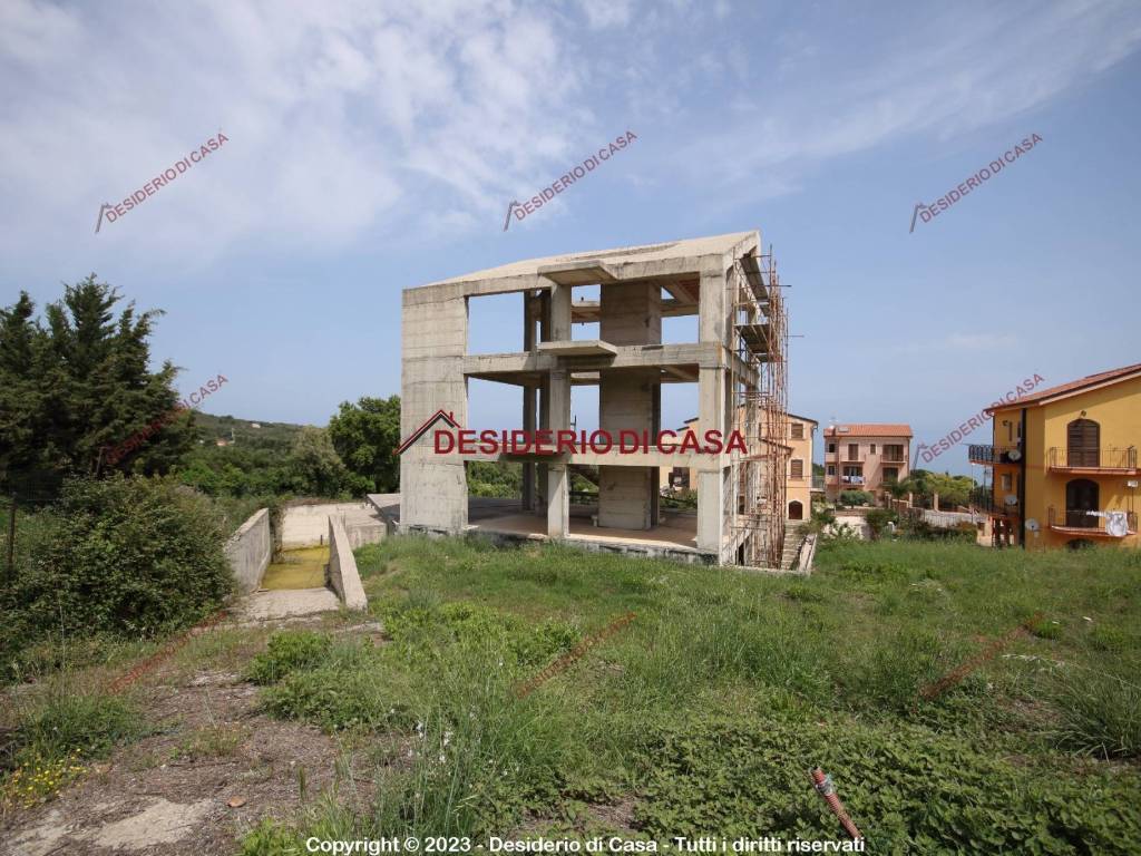 Villa a Pollina in Via Luigi Einaudi - Foto 2