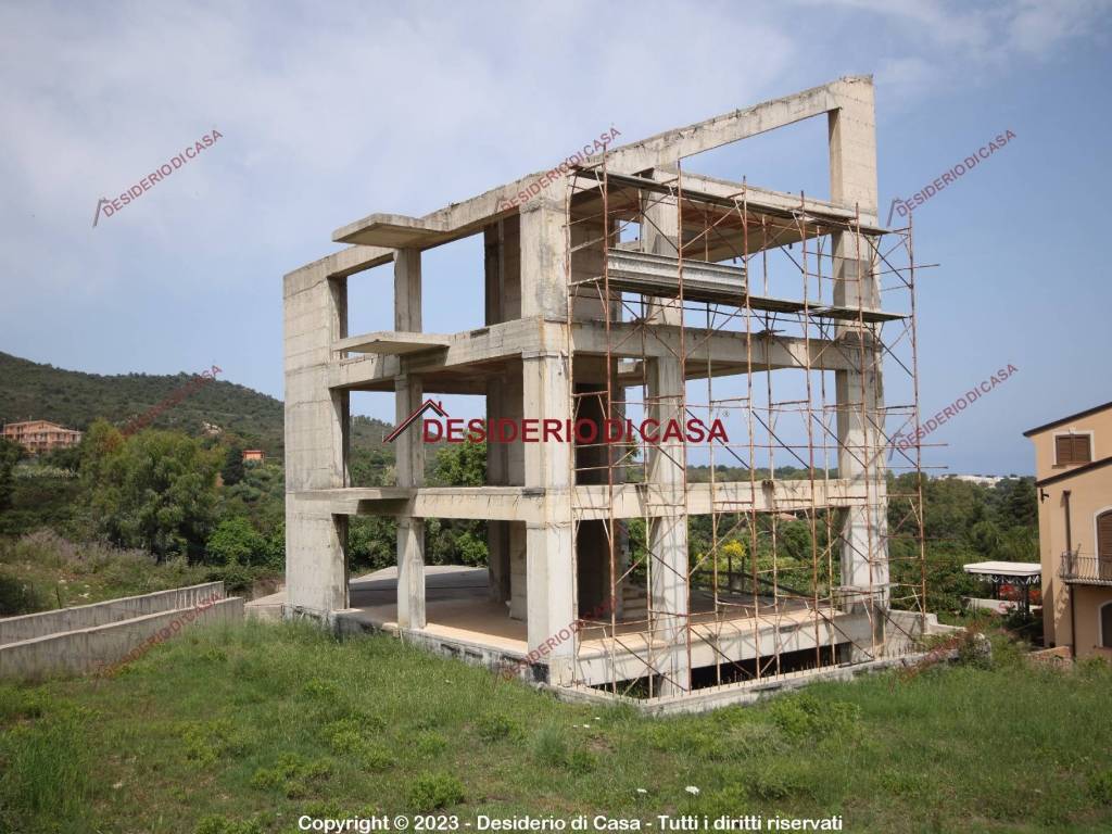 Villa a Pollina in Via Luigi Einaudi - Foto 5